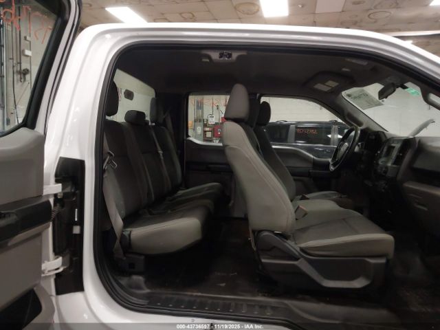 Ford F-150 Xl Image 9