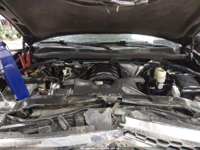 Chevrolet Silverado 1500 1lt Image 2