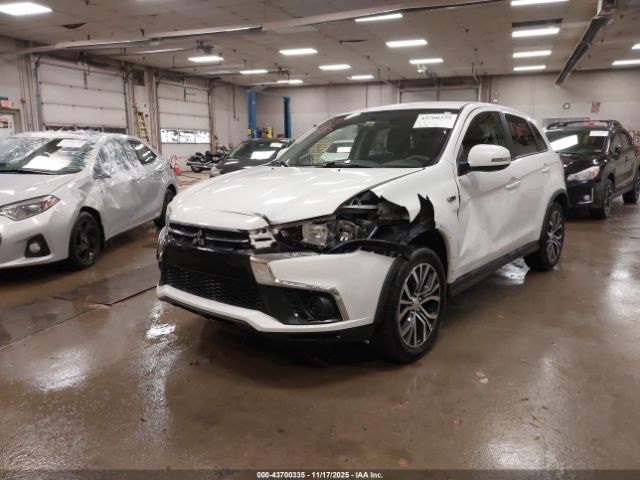 Mitsubishi Outlander 2.0 Es Image 8