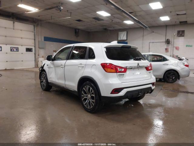 Mitsubishi Outlander 2.0 Es Image 5