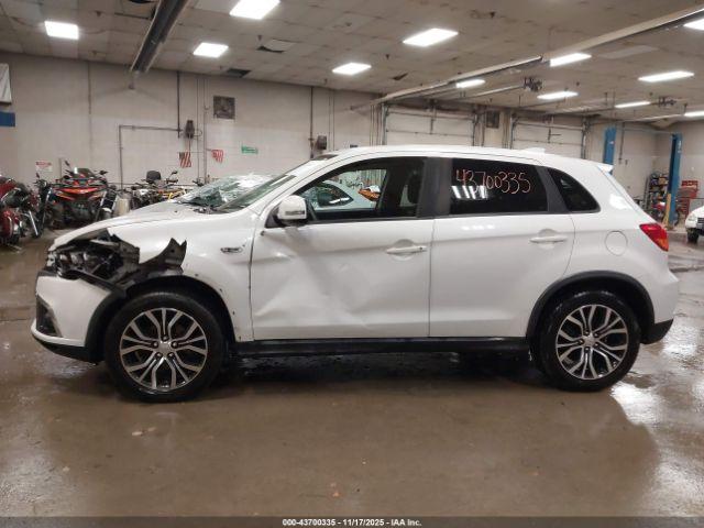 Mitsubishi Outlander 2.0 Es Image 7