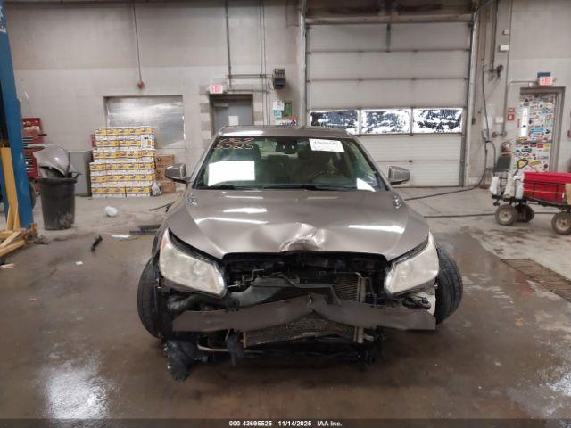 Buick LaCrosse Premium 2 Group Image 9