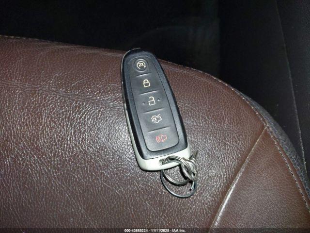 Ford Edge Limited Image 13