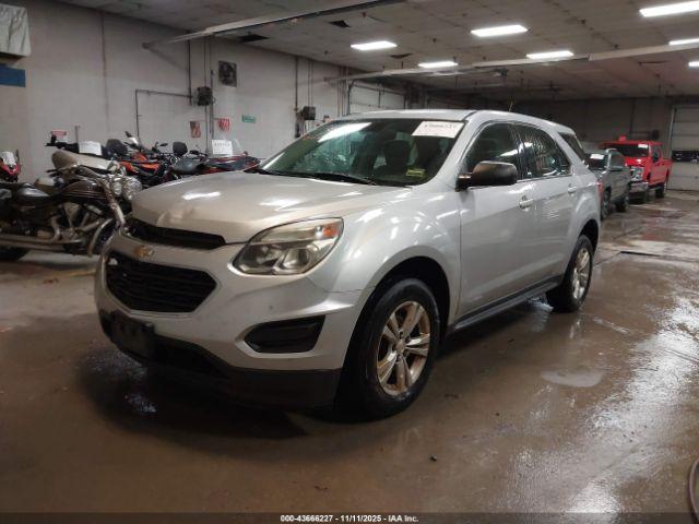 Chevrolet Equinox Ls Image 2