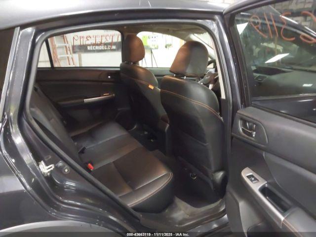 Subaru Crosstrek 2.0i Limited Image 7