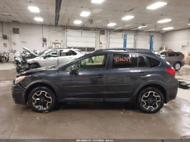 Subaru Crosstrek 2.0i Limited Image 6