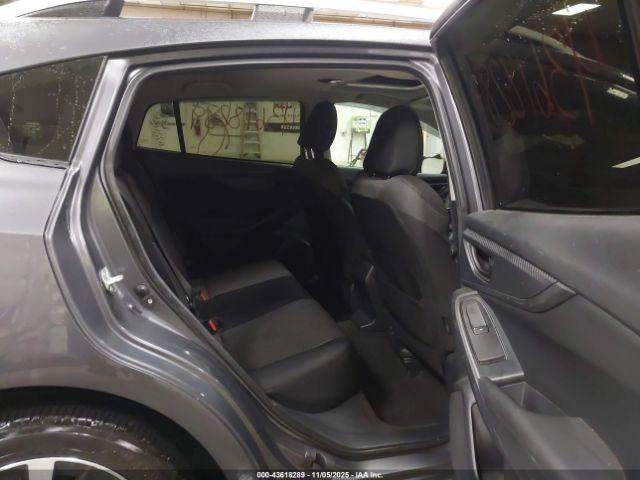 Subaru Impreza Premium 5-door Image 9