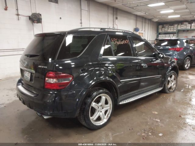 Mercedes-Benz M-Class 4matic Image 11