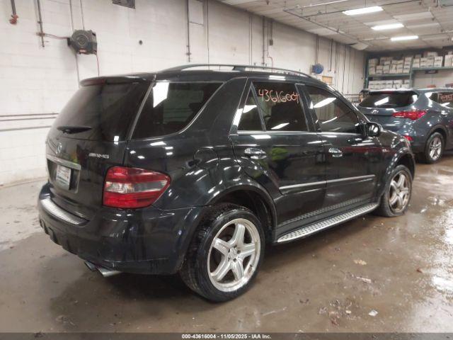 Mercedes-Benz M-Class 4matic Image 11