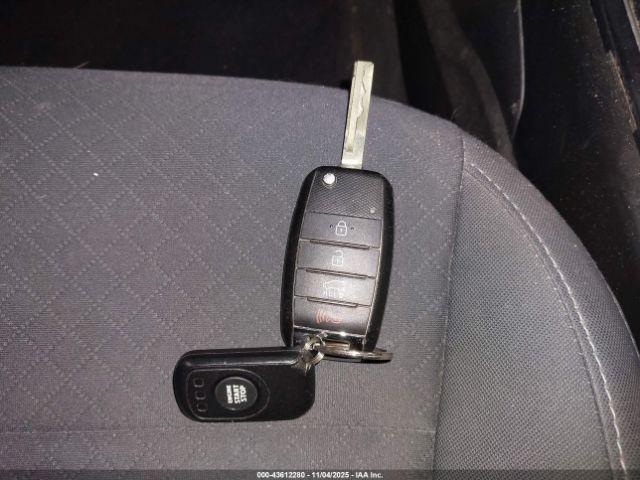 Kia Sorento 2.4l Lx Image 11