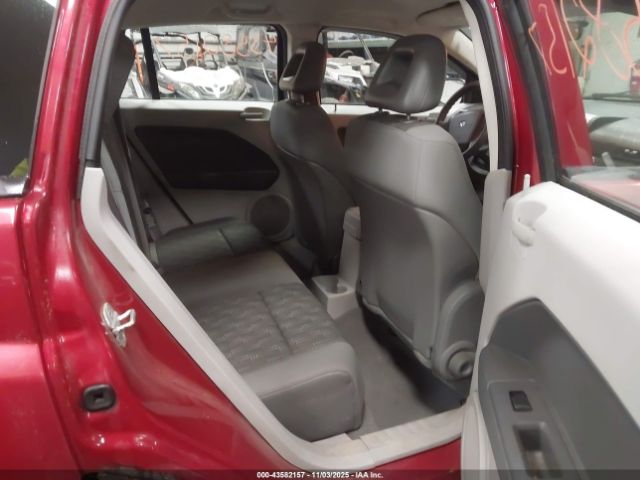Dodge Caliber Sxt Image 9