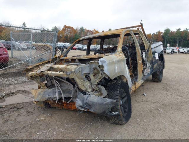 Chevrolet Silverado 1500 4wd  Standard Bed Custom Trail Boss Image 4