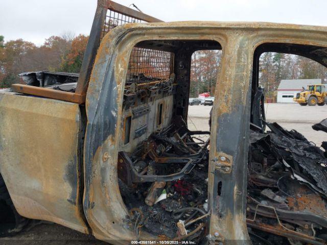 Chevrolet Silverado 1500 4wd  Standard Bed Custom Trail Boss Image 9