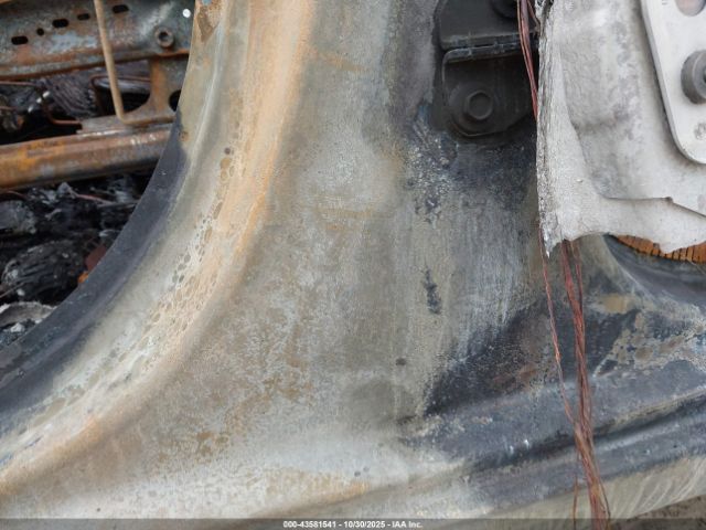 Chevrolet Silverado 1500 4wd  Standard Bed Custom Trail Boss Image 10