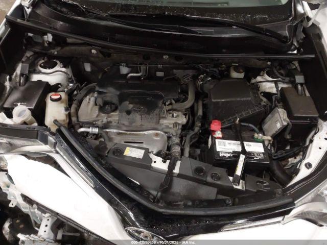 Toyota RAV4 Xle Image 2