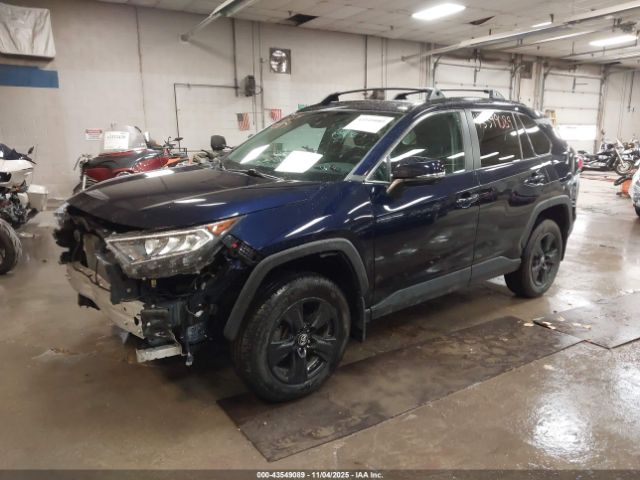 Toyota RAV4 Xle Image 11