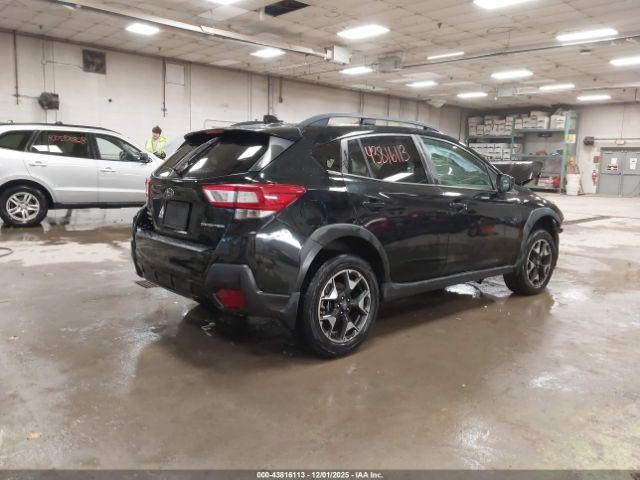 Subaru Crosstrek 2.0i Premium Image 3