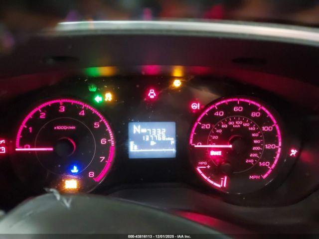 Subaru Crosstrek 2.0i Premium Image 8