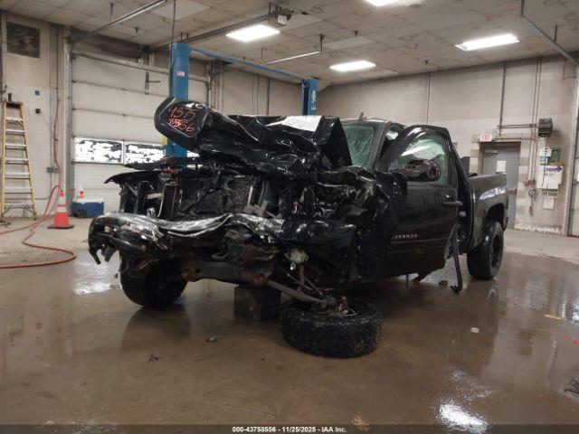 Chevrolet Silverado 1500 Lt Image 2