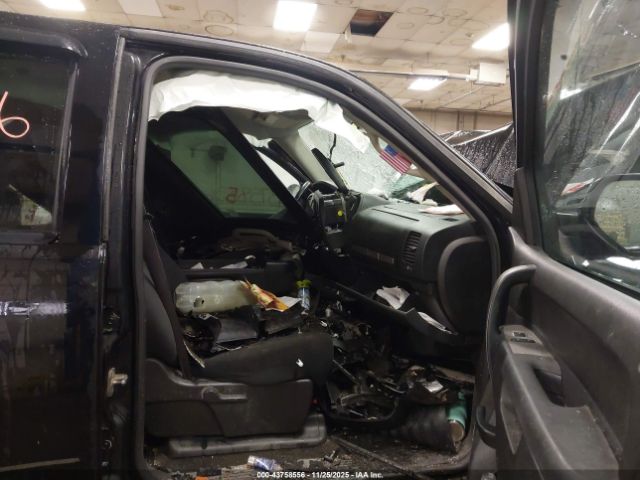 Chevrolet Silverado 1500 Lt Image 13