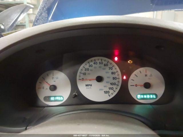 Chrysler Voyager Image 8