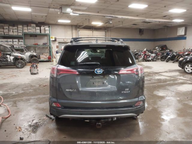 Toyota RAV4 Se Image 15