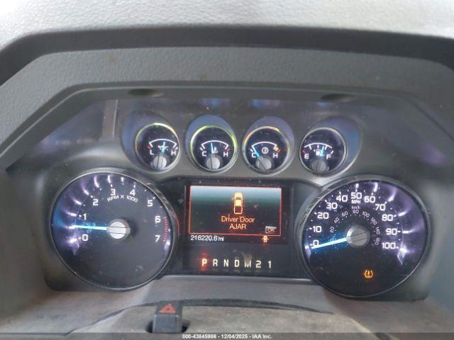 Ford F-250 Xlt Image 6