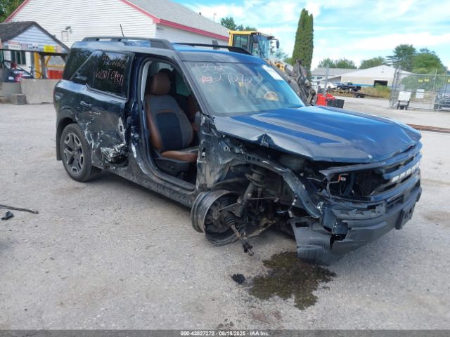 Ford Bronco Outer Banks Image 1