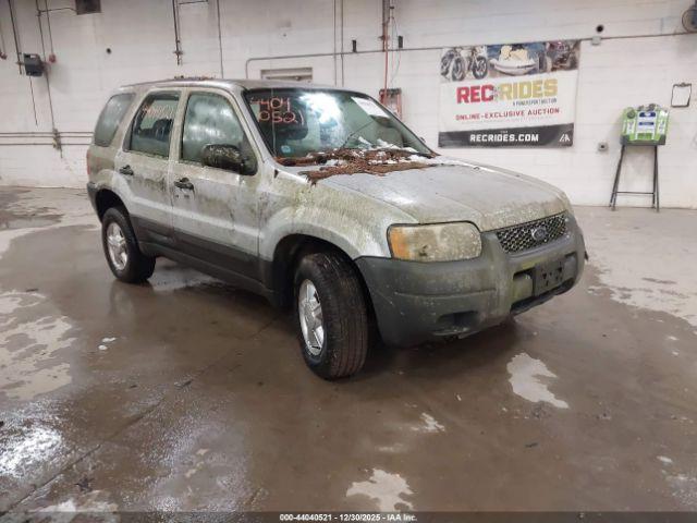  Salvage Ford Escape