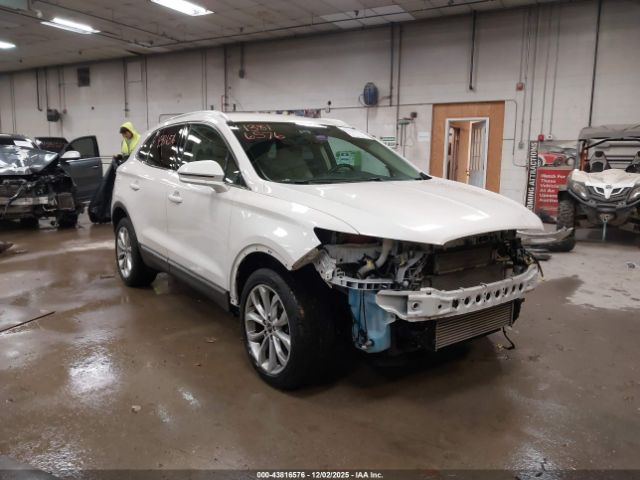 Lincoln MKC Select Image 1