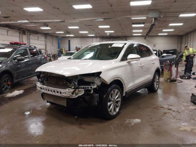 Lincoln MKC Select Image 15