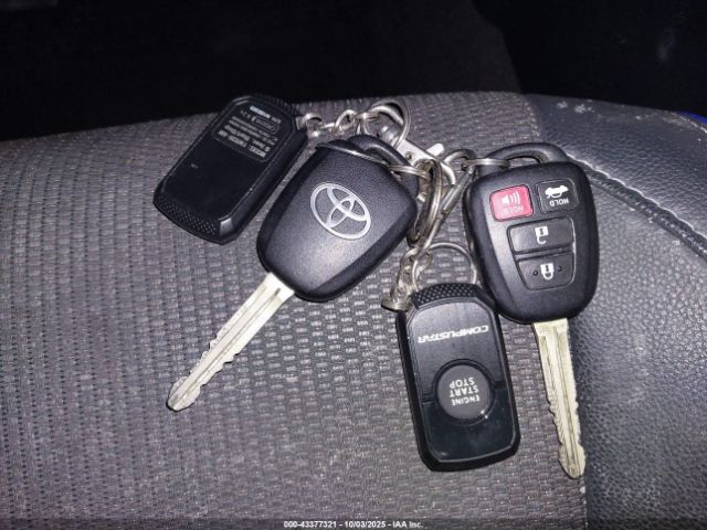 Toyota Corolla Se Image 16