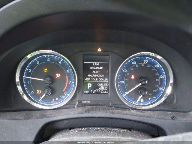 Toyota Corolla Le Image 14