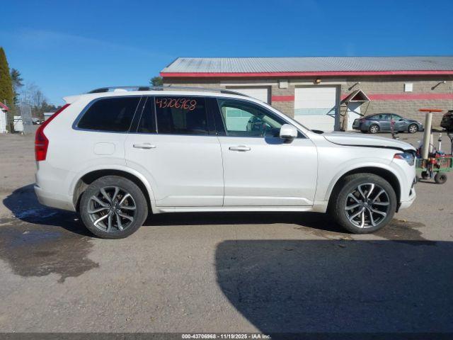 Volvo XC90 T6 Momentum Image 9