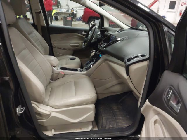 Ford C-MAX Hybrid Sel Image 2