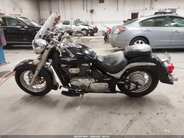 Suzuki Vl800 Image 9