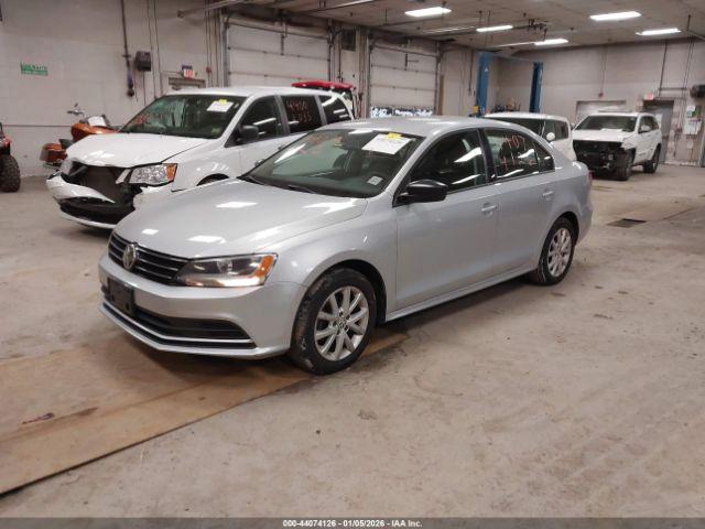 Volkswagen Jetta 1.8t Se Image 2