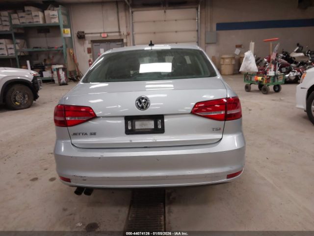 Volkswagen Jetta 1.8t Se Image 15