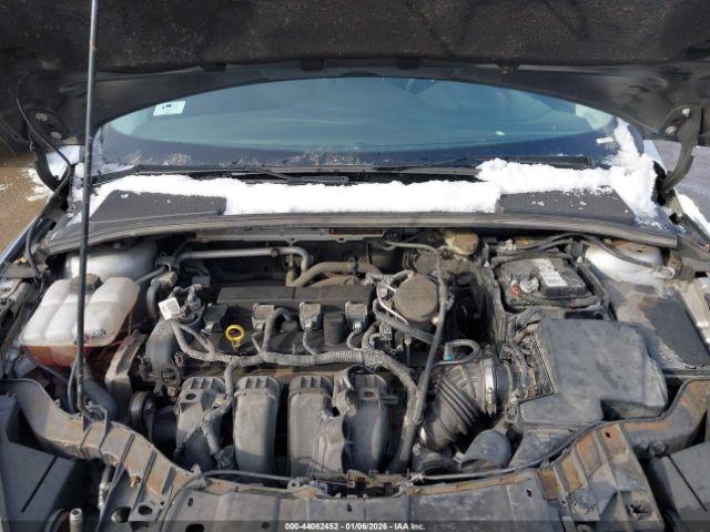 Ford Focus Se Image 11