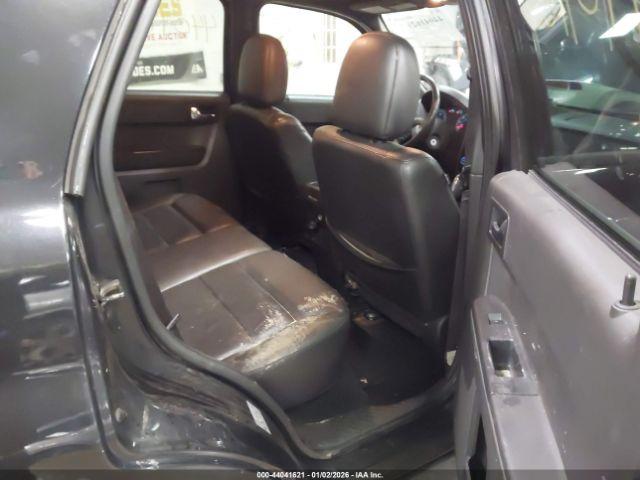 Ford Escape Limited Image 13