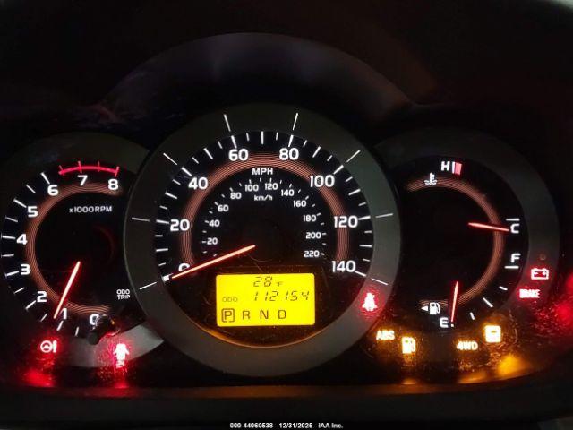 Toyota RAV4 Image 14