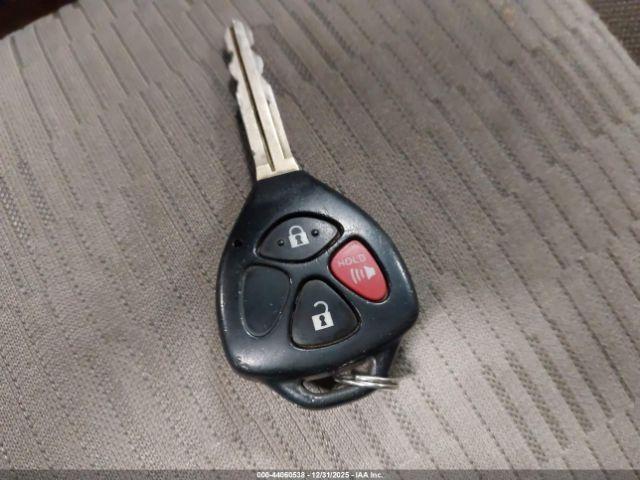 Toyota RAV4 Image 13