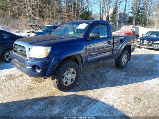 Toyota Tacoma Image 9