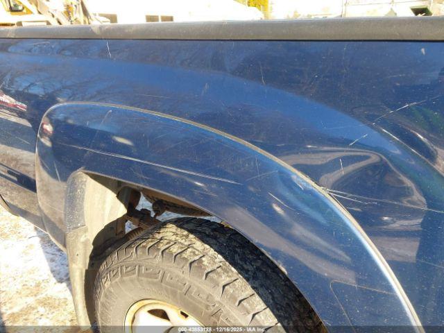 Toyota Tacoma Image 7