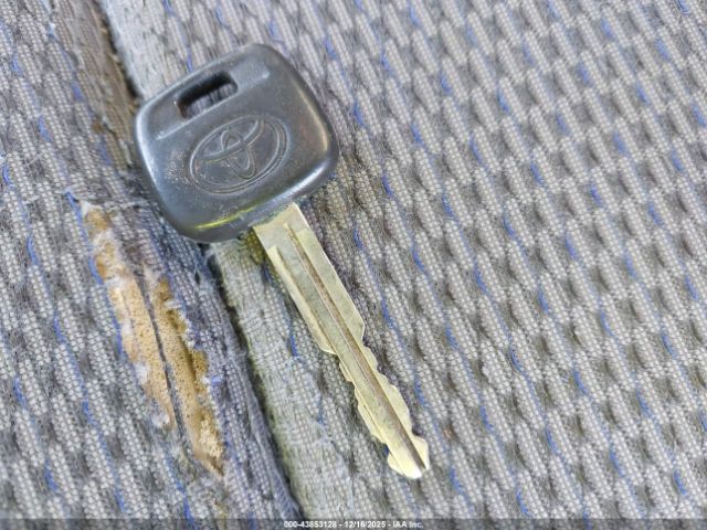 Toyota Tacoma Image 10