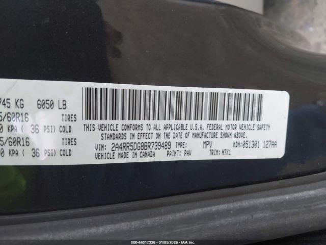 Chrysler Town & Country Touring Image 14