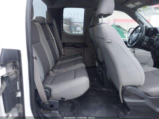 Ford F-150 Xl Image 12