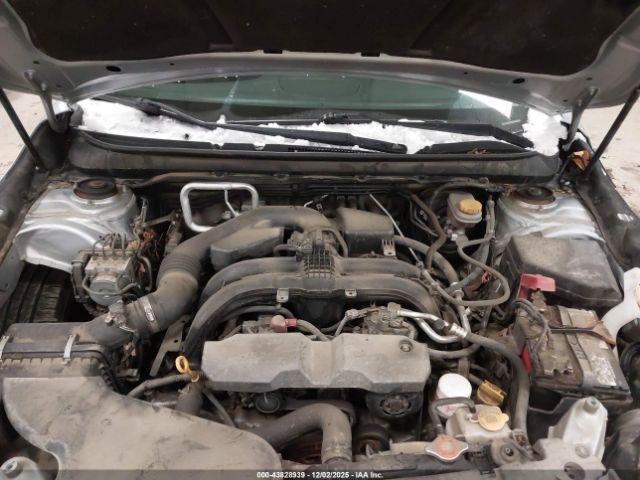 Subaru Legacy 2.5i Premium Image 2