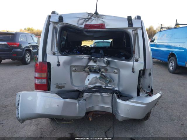 Jeep Liberty Sport Image 15