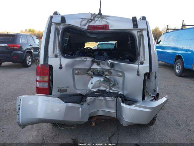 Jeep Liberty Sport Image 15